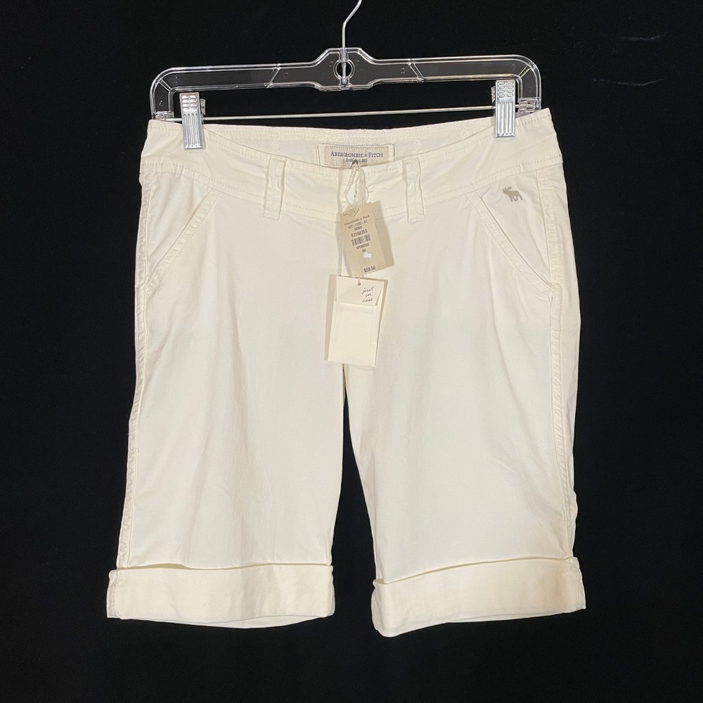 Abercrombie & Fitch Y2K Vintage Shorts White Cuffed Bermuda Low Rise NWT Size 00